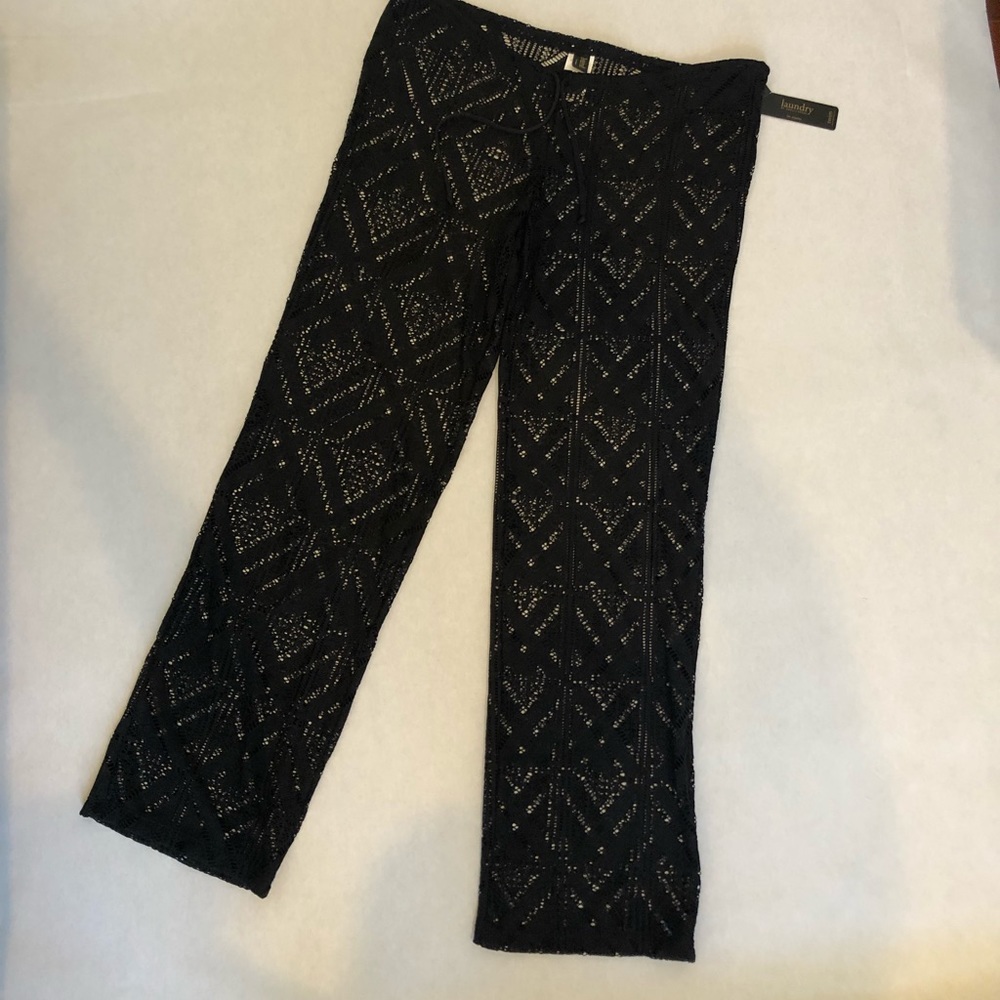 Trasparent pants